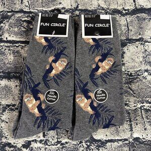 Fun Circle Men's Gray Sloth Sox size 10-13 Crew Socks 2 Pair Shoe sz 6-12